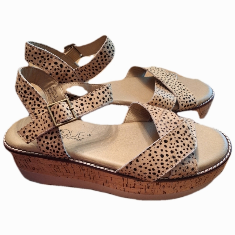 NWOT leather BOUTIQUE BY CORKYS furry platform flatform sandals si… - Picture 2 of 15